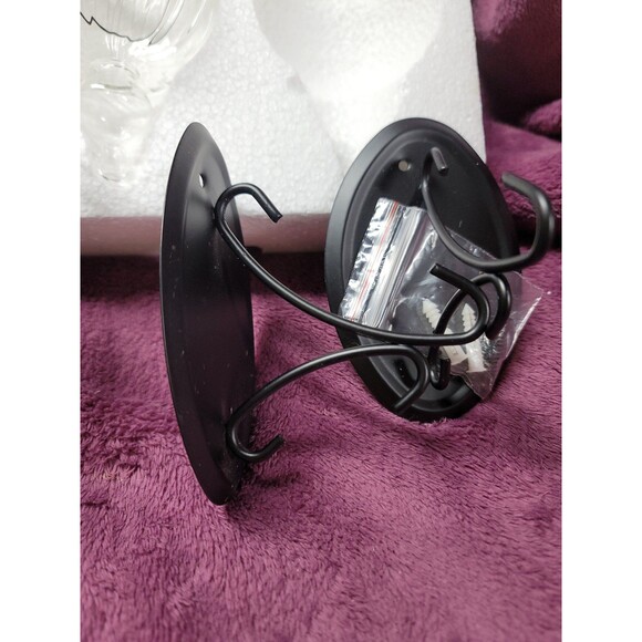 Gold canyon hanging scone candle holders - Picture 4 of 4